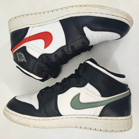Nike Youth Air Jordan Retro 1 Mid  Multi-color Leather Sneaker Size 7Y - Picture 6 of 8
